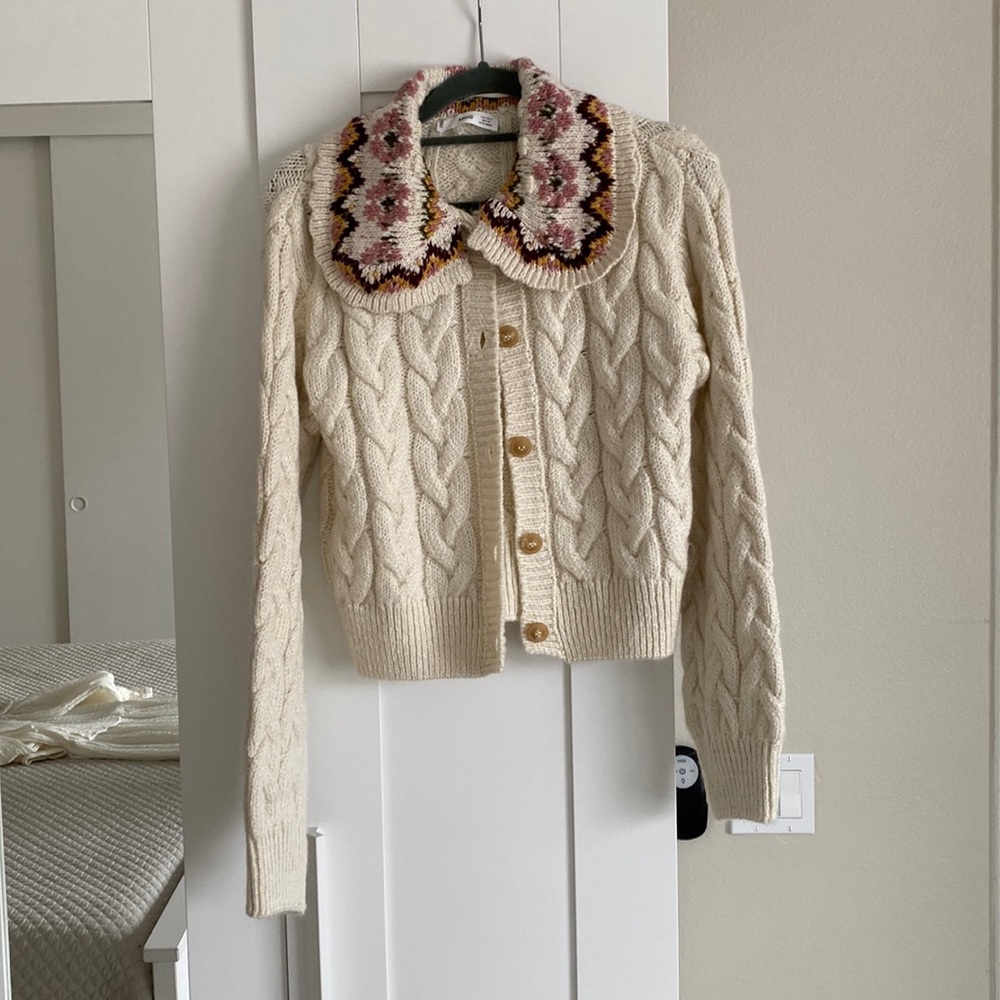 Peter pan collar cardigan